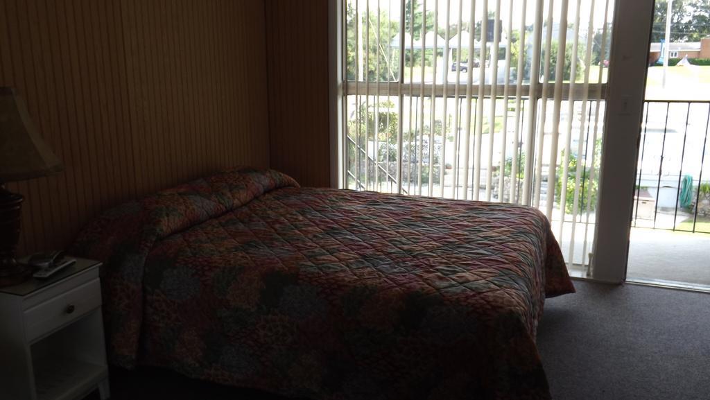 Twin Lakes Inn Bull Shoals Quarto foto