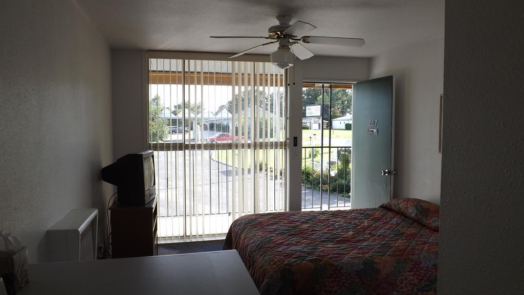 Twin Lakes Inn Bull Shoals Quarto foto