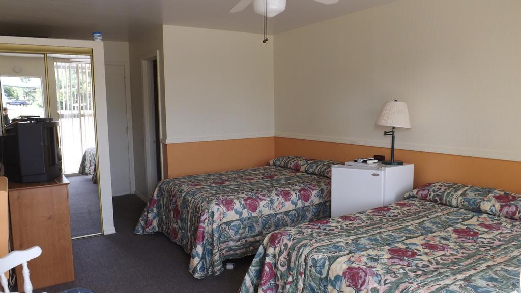 Twin Lakes Inn Bull Shoals Quarto foto